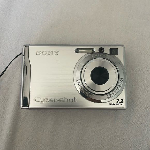 Digital camera